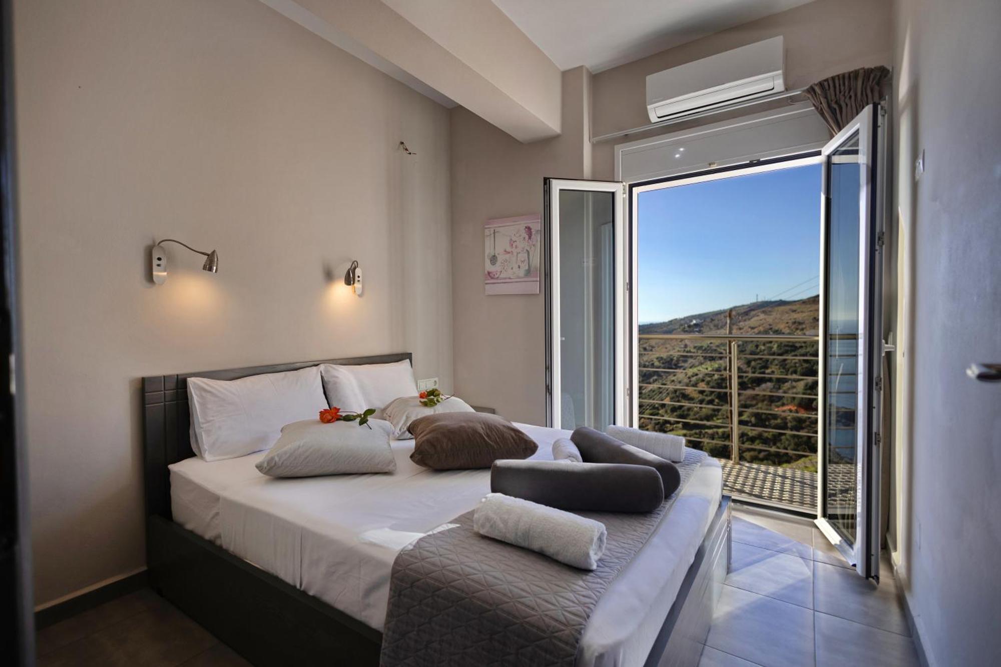 Akrotiri Panorama- Luxury Rental Apartments With Sea View Родакинон Екстериор снимка
