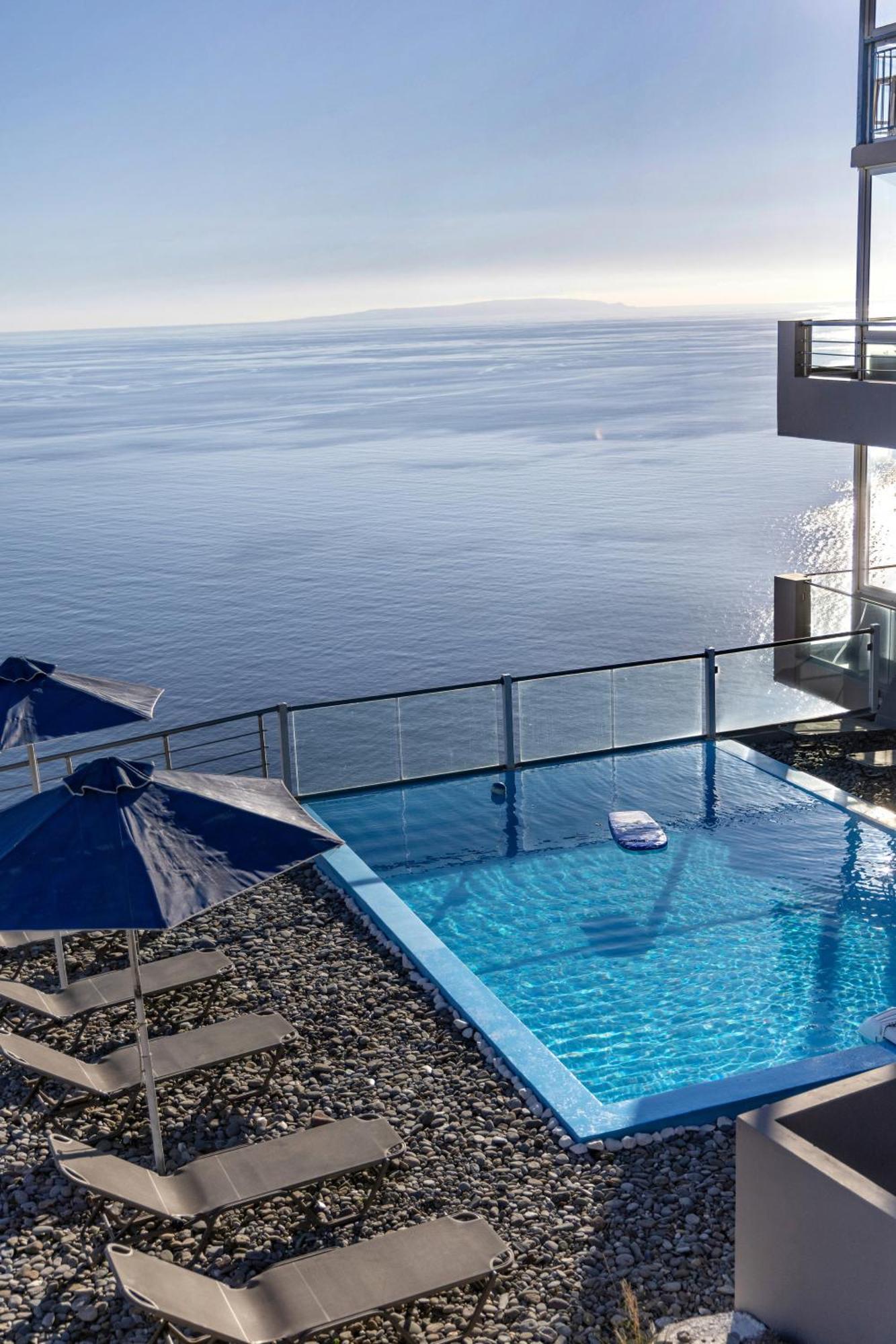 Akrotiri Panorama- Luxury Rental Apartments With Sea View Родакинон Екстериор снимка