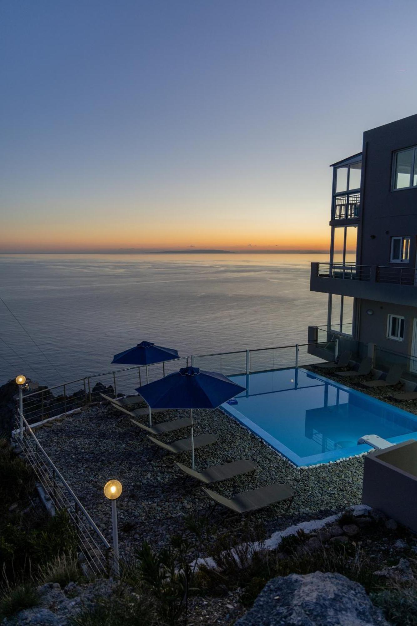 Akrotiri Panorama- Luxury Rental Apartments With Sea View Родакинон Екстериор снимка
