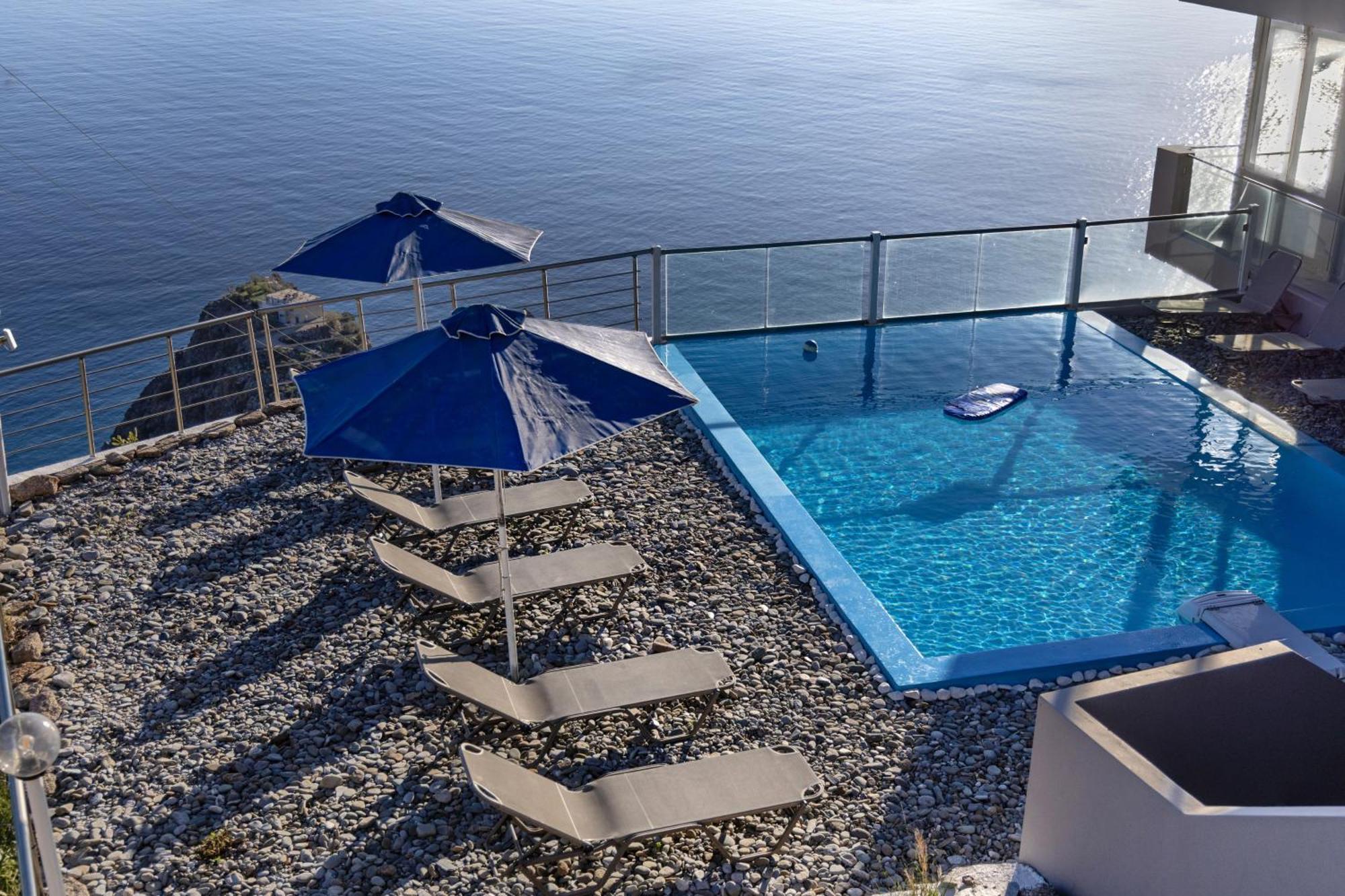 Akrotiri Panorama- Luxury Rental Apartments With Sea View Родакинон Екстериор снимка